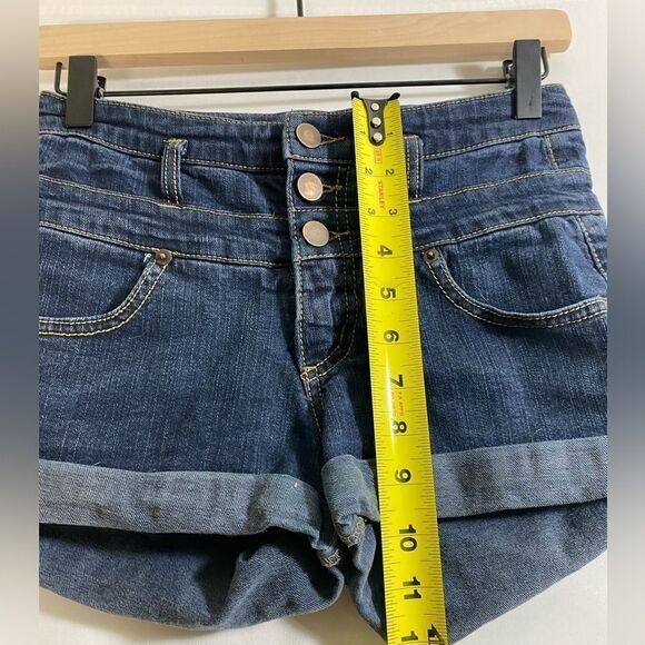 Xhilaration tm jean short size 2 - Picture 4 of 6